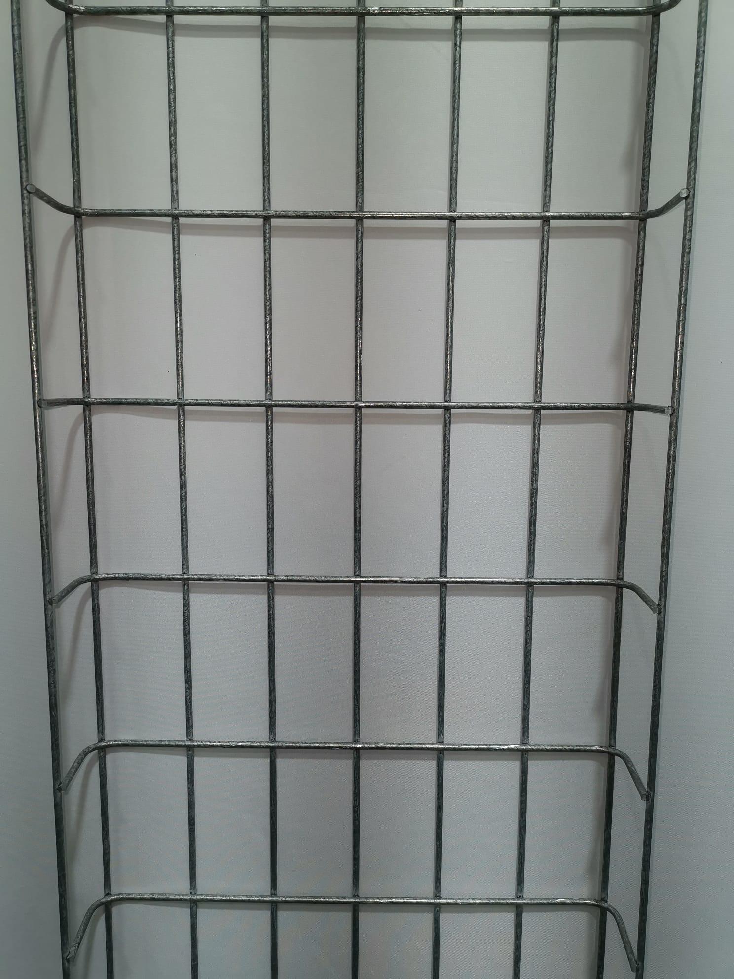 Cable duct length 29 cm, depth 5 cm, mesh size 5 x 10 cm