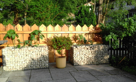 Lit surélevé carré 100 cm x 50 cm x 50 cm (L x H x P), mailles 5 x 5 cm, épaisseur des parois 10 cm