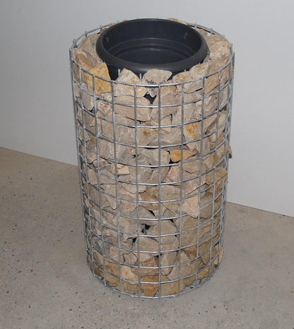 Altura da coluna de flores 62 cm redonda, diâmetro 37 cm, malha 5 x 5 cm, galvanizada a quente incluindo vaso